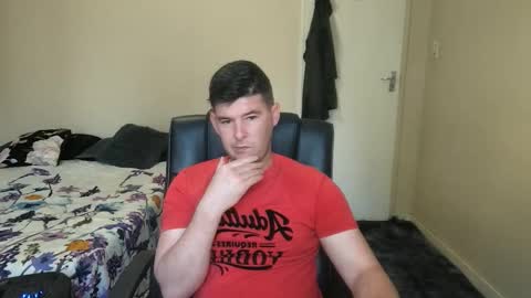 ask me lol online show from 10/08/25, 04:32