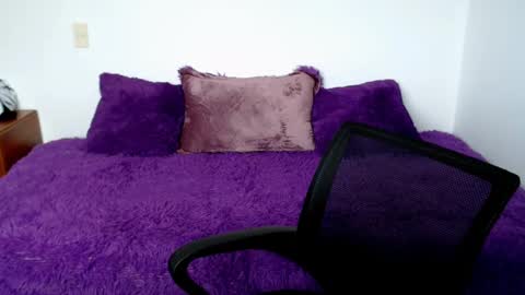 brendasantos_77 online show from 11/05/25, 05:46