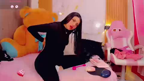 brendasquirtx online show from 09/09/25, 04:39