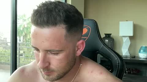 Snapshot of brettmycles chatting on 12/12/24, 11:25 Brett Mycles online show from 12/12/24, 11:25