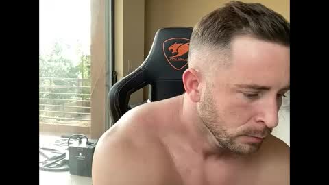 Snapshot of brettmycles chatting on 01/03/25, 06:14 Brett Mycles online show from 01/03/25, 06:14