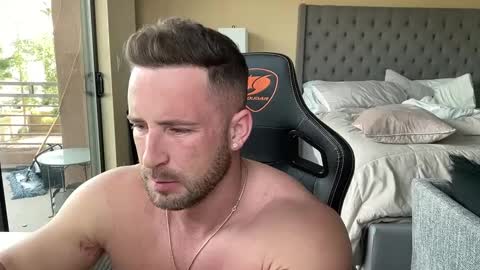 Snapshot of brettmycles chatting on 02/03/25, 10:54 Brett Mycles online show from 02/03/25, 10:54