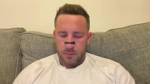 Snapshot of brettmycles chatting on 03/09/25, 04:05 Brett Mycles online show from 03/09/25, 04:05