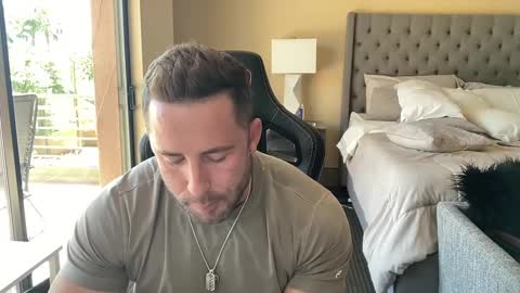 Snapshot of brettmycles chatting on 09/12/25, 06:41 Brett Mycles online show from 09/12/25, 06:41