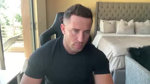 Snapshot of brettmycles chatting on 10/03/25, 06:38 Brett Mycles online show from 10/03/25, 06:38