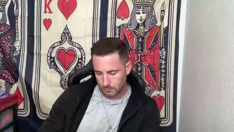 Snapshot of brettmycles chatting on 11/17/25, 08:36 Brett Mycles online show from 11/17/25, 08:36