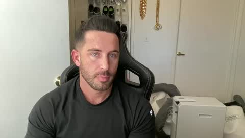 Snapshot of brettmycles chatting on 06/26/26, 03:16 Brett Mycles online show from 06/26/26, 03:16