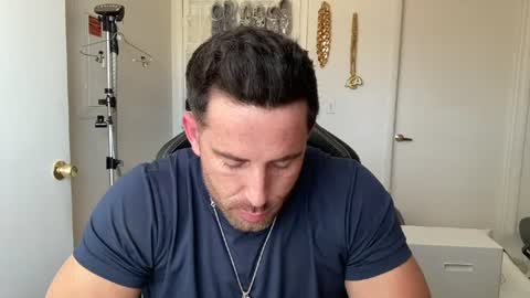 Snapshot of brettmycles chatting on 07/26/26, 04:03 Brett Mycles online show from 07/26/26, 04:03