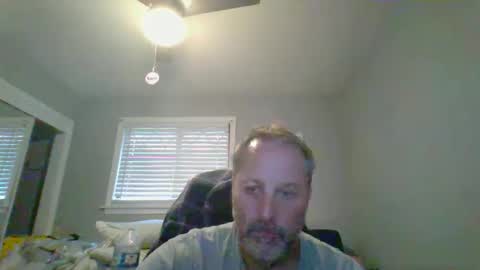 hey online show from 05/20/26, 09:21