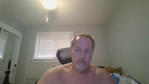 Snapshot of brettsky chatting on 07/15/26, 08:14 hey online show from 07/15/26, 08:14