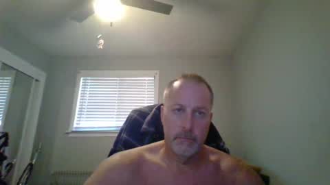 Snapshot of brettsky chatting on 08/01/26, 04:28 hey online show from 08/01/26, 04:28