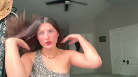 Brianna3 online show from 09/23/25, 07:50