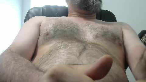 brian871001 online show from 04/19/26, 03:22