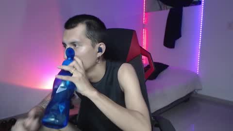 Snapshot of brian_sweetx chatting on 01/11/25, 01:06 Brian sweetx Independent online show from 01/11/25, 01:06