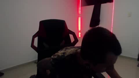 Snapshot of brian_sweetx chatting on 01/30/25, 01:55 Brian sweetx Independent online show from 01/30/25, 01:55