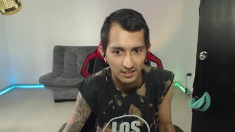 Snapshot of brian_sweetx chatting on 02/28/25, 09:33 Brian sweetx Independent online show from 02/28/25, 09:33