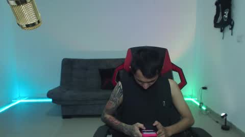 Snapshot of brian_sweetx chatting on 03/02/25, 06:05 Brian sweetx Independent online show from 03/02/25, 06:05