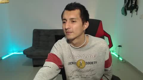 Snapshot of brian_sweetx chatting on 03/10/25, 01:23 Brian sweetx Independent online show from 03/10/25, 01:23