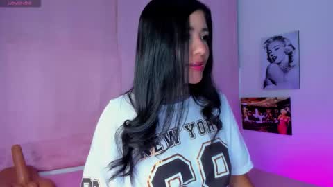 Snapshot of briana11_ chatting on 10/18/25, 07:42 briana11_ online show from 10/18/25, 07:42