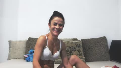 Briana flynt online show from 07/18/26, 06:23