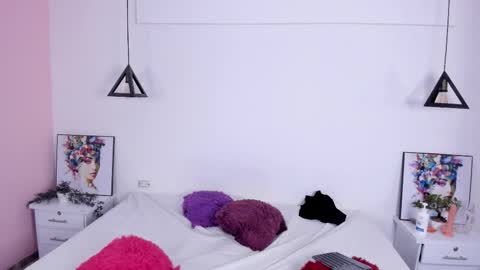 Brianna online show from 03/25/26, 04:07