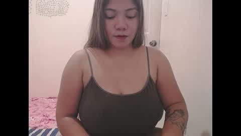 Briana online show from 12/04/25, 02:32