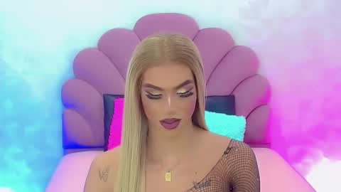 BRIANA online show from 12/19/24, 06:45