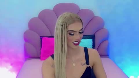 BRIANA online show from 01/07/25, 05:22