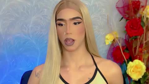 BRIANA online show from 02/09/26, 05:44