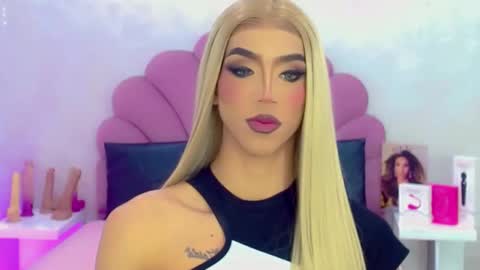 BRIANA online show from 04/16/26, 04:02