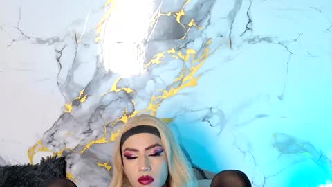 briana_white online show from 05/13/26, 02:03