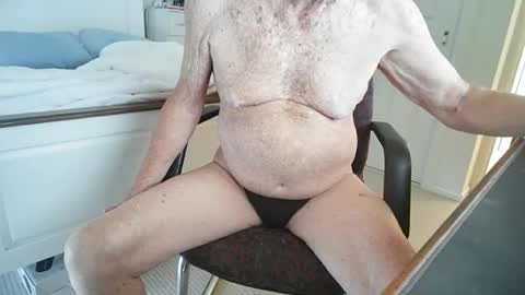 Brianj 22 online show from 01/10/26, 09:52