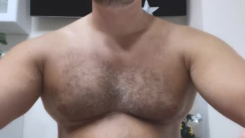 Snapshot of brianjohnson_ chatting on 12/14/25, 04:56 Brian online show from 12/14/25, 04:56