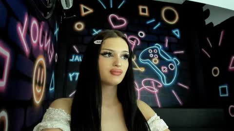 Snapshot of brianna_the_doll chatting on 12/03/24, 11:55 Brianna online show from 12/03/24, 11:55