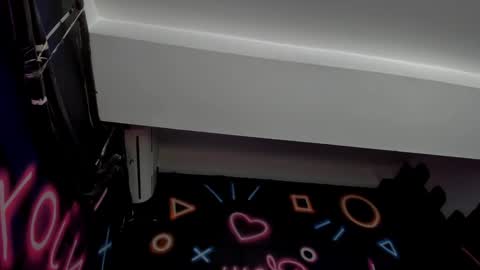 Snapshot of brianna_the_doll chatting on 12/12/24, 12:01 Brianna online show from 12/12/24, 12:01