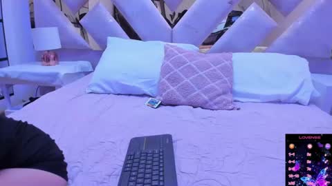 Brianna  online show from 09/11/25, 12:05