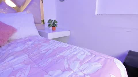 Brianna  online show from 10/08/25, 11:52