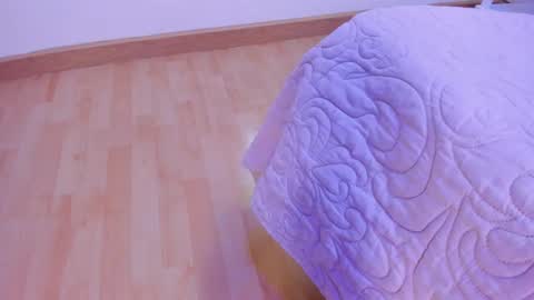 Brianna  online show from 10/09/25, 12:03