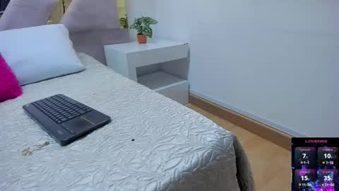 Brianna  online show from 10/21/25, 11:22