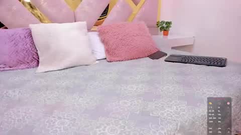 Brianna  online show from 11/10/25, 01:54