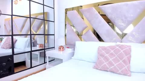 Brianna  online show from 12/04/25, 12:47