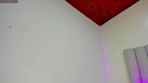 Snapshot of briannajackson_ chatting on 01/10/25, 11:33 brianna online show from 01/10/25, 11:33