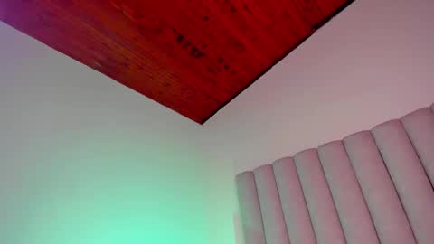 Snapshot of briannajackson_ chatting on 02/15/25, 11:28 brianna online show from 02/15/25, 11:28