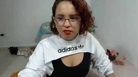brida_angela29 online show from 12/22/25, 12:02