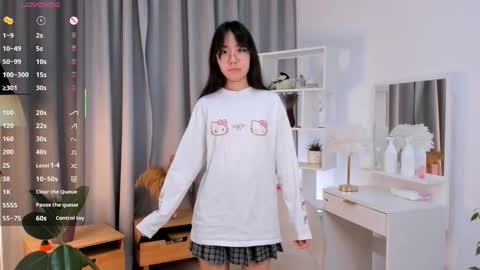 Hanna online show from 11/14/25, 01:04