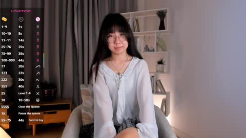 Hanna online show from 12/05/25, 01:25