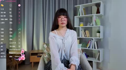 Snapshot of bridgetbottrell chatting on 01/13/26, 02:17 Hanna online show from 01/13/26, 02:17