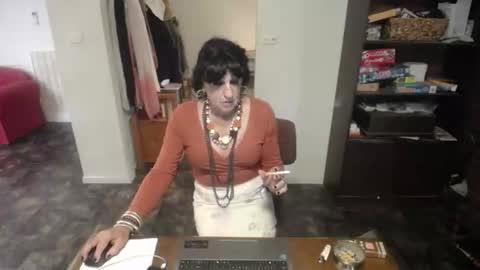Snapshot of bridgetfouru chatting on 05/06/26, 05:14 bridgetfouru online show from 05/06/26, 05:14