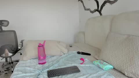    online show from 01/17/25, 06:23