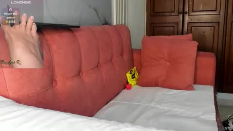    online show from 10/31/25, 11:44